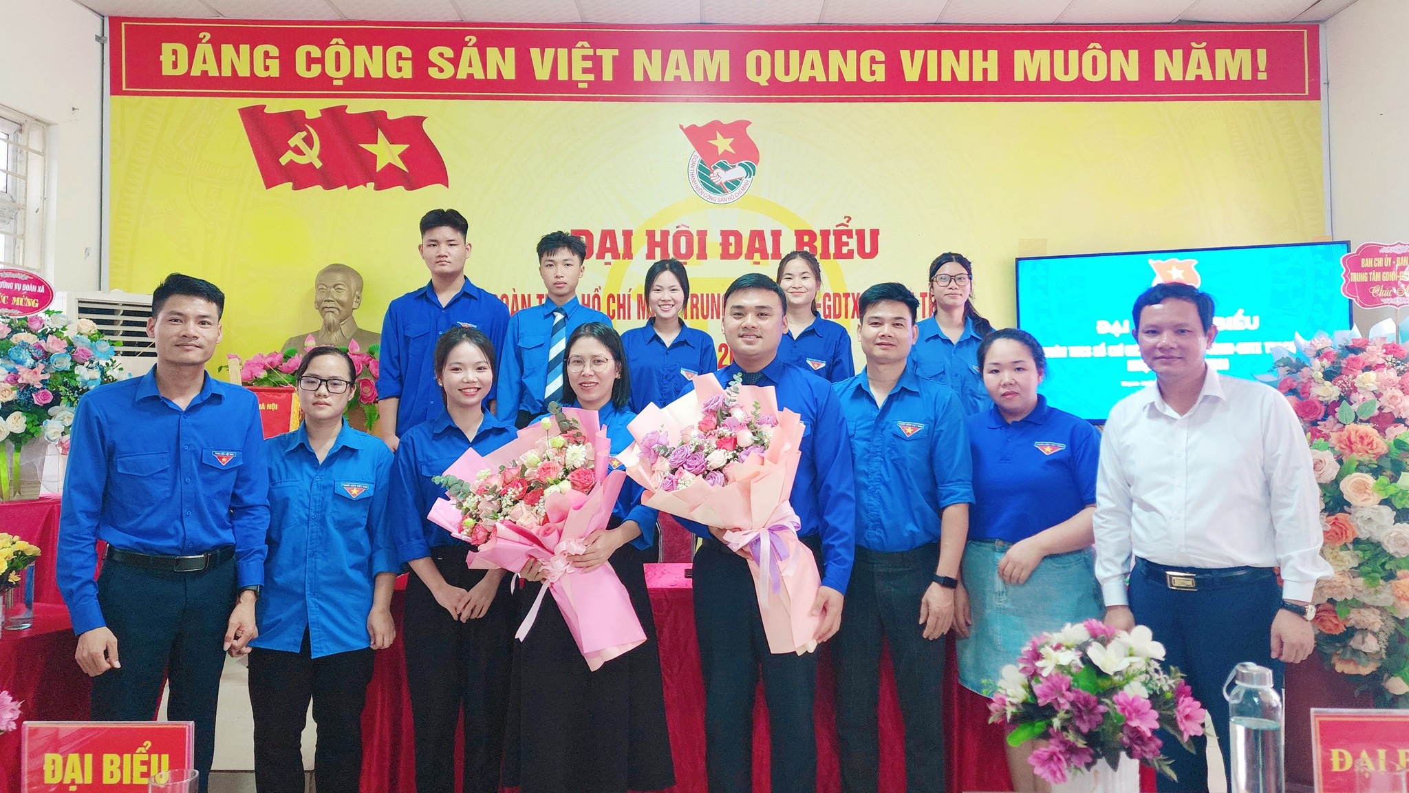  ĐOÀN TNCS HỒ CHÍ MINH TRUNG TÂM GDNN-GDTX THẠCH THẤT TỔ CHỨC THÀNH CÔNG ĐẠI HỘI NHIỆM KỲ 2025 - 2026