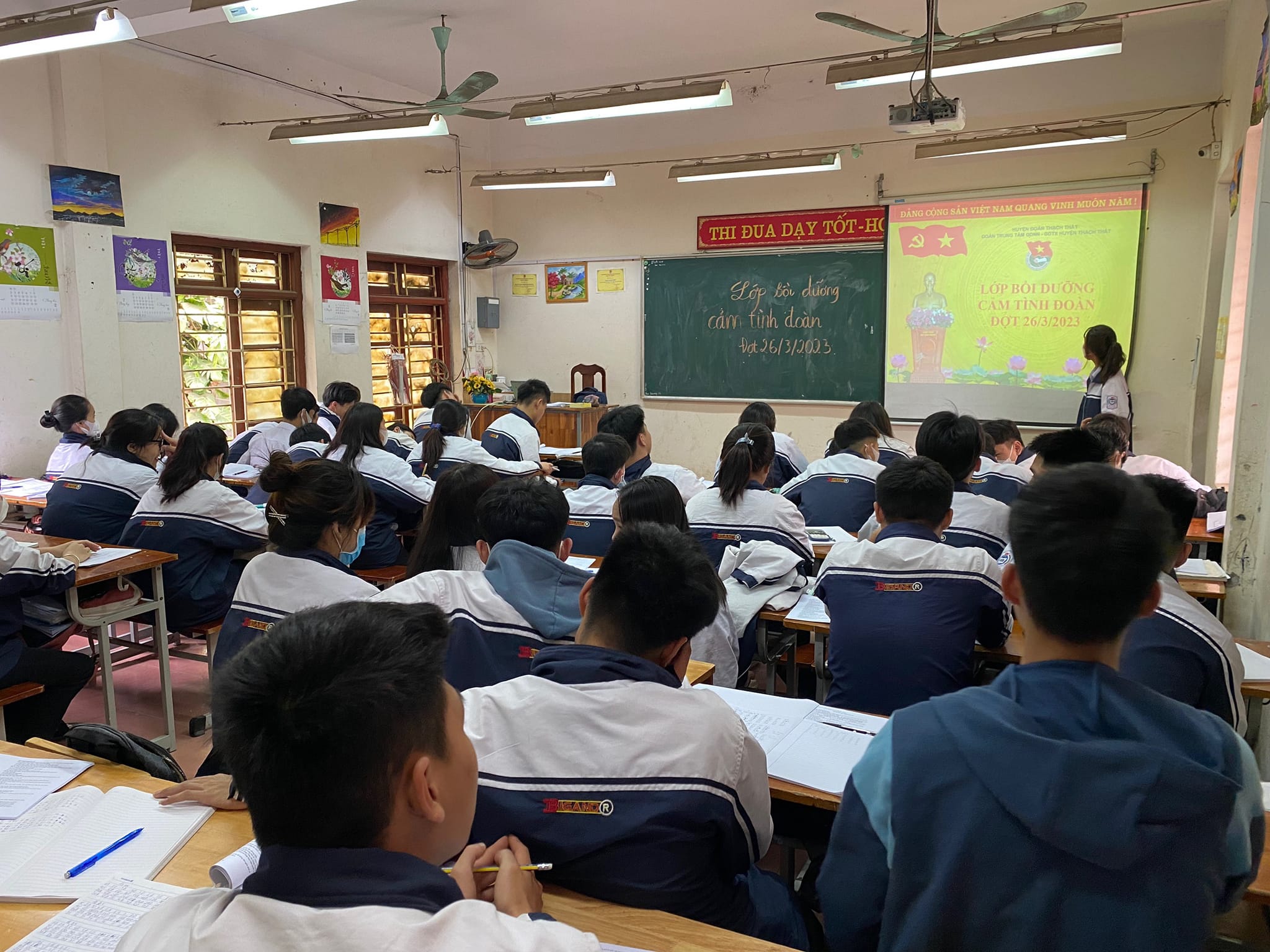 Lớp cảm tình Đoàn chào mừng 92 năm ngày thành lập Đoàn TNCS Hồ Chí Minh (26/3/1931-26/3/2023)